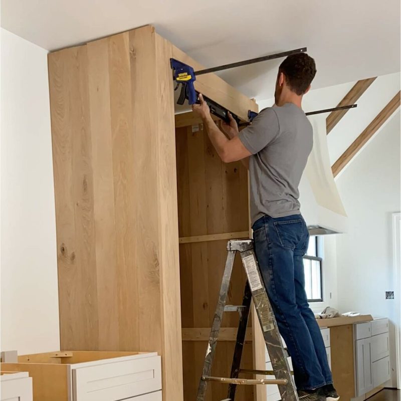 how to build a cabinet door